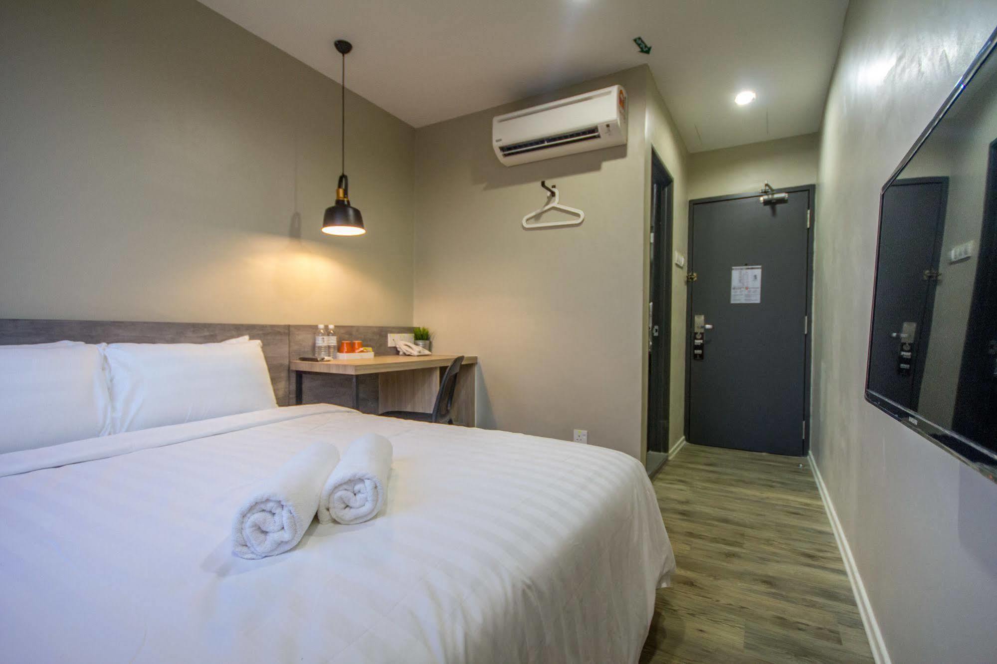 Chariton Hotel Alma Bukit Mertajam Kültér fotó
